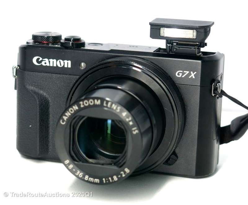 Canon PowerShot G7X MK II Digital Camera (20.1 MP, 4.2x Zoom) BUILT IN WIFI FLIP LCD