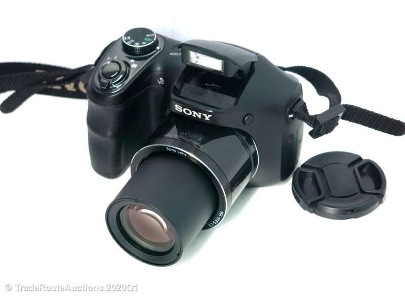 Sony Cybershot DSC-H200 Black 20.1MP 26X Optical SteadyShot image stabilization Digital Camera