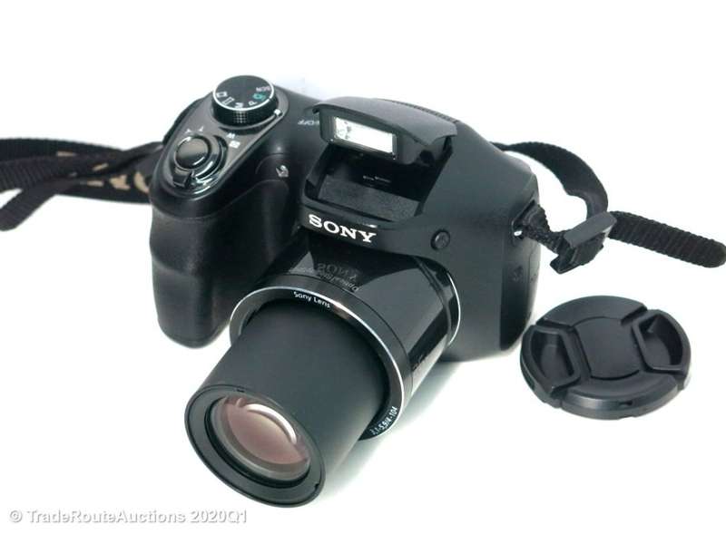 Sony Cybershot DSC-H200 Black 20.1MP 26X Optical SteadyShot image stabilization Digital Camera