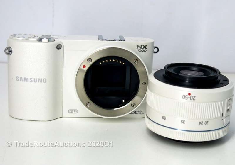 20.3 Megapixels | Samsung NX1000 | SMART DIGITAL CAMERA FULL HD | WI-FI KIT