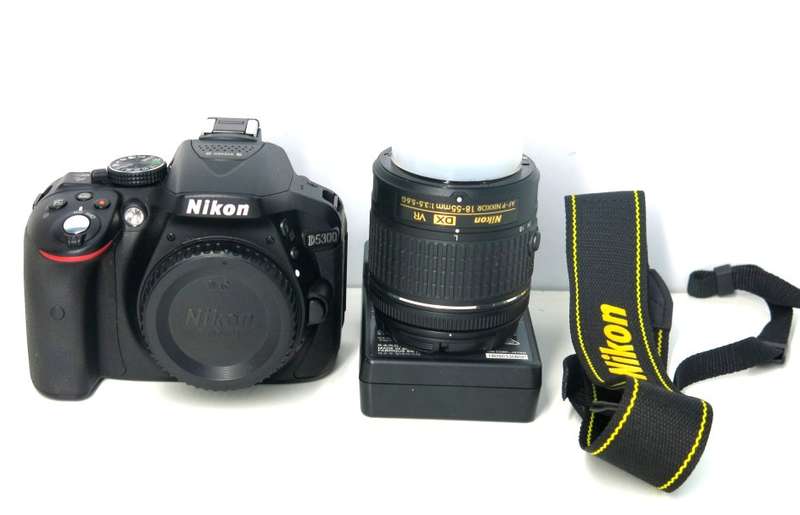 NIKON D5300 DSLR CAMERA BODY [ WiFi & GPS] - [ 24.2 MP ] - [ DX ] WITH 18-55 VR II Lens Kit