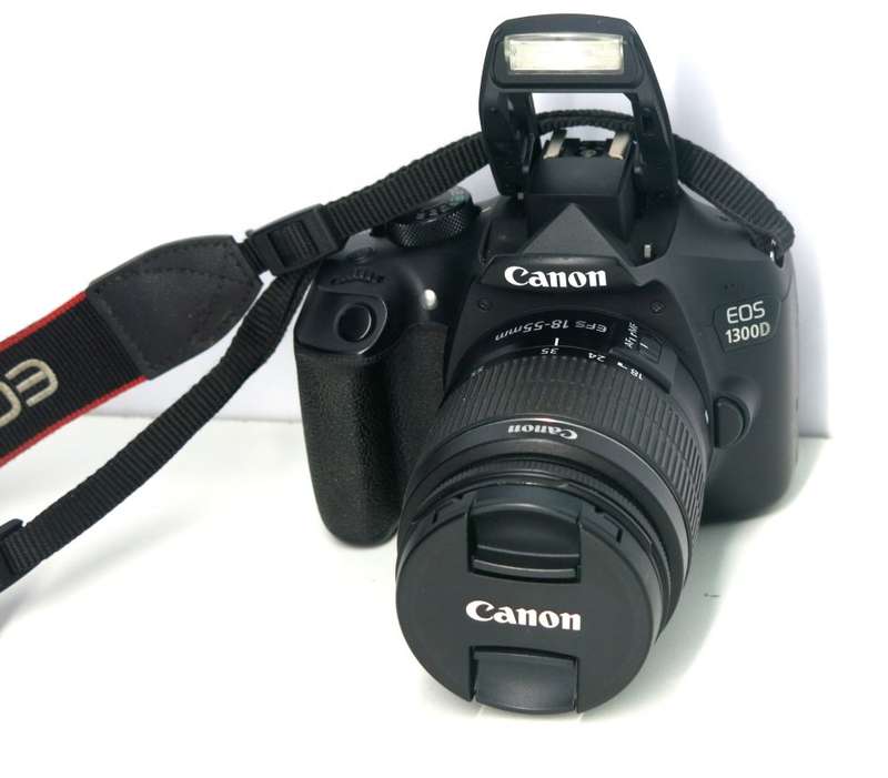 CANON 1300D DSLR Camera Kit | 18 Megapixels @ R1 No Reserves