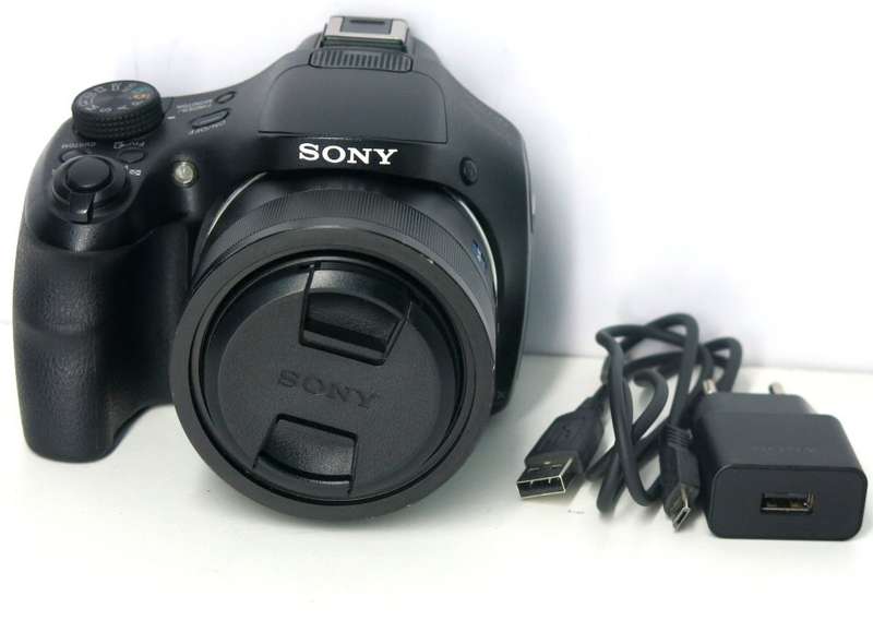 20.4MP - Sony HX400V Compact Digital Camera with 50x Optical Zoom