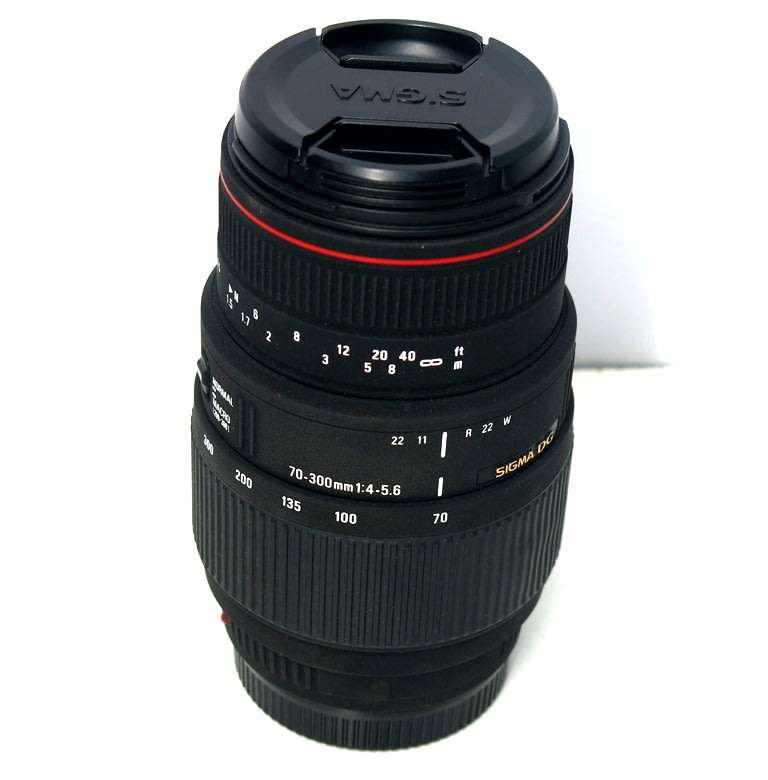 SIGMA DG 70-300mm Telephoto Zoom Lens for SONY / MINOLTA DSLR CAMERAS
