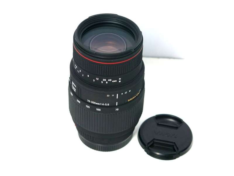 SIGMA DG 70-300mm Telephoto Zoom Lens for SONY / MINOLTA DSLR CAMERAS