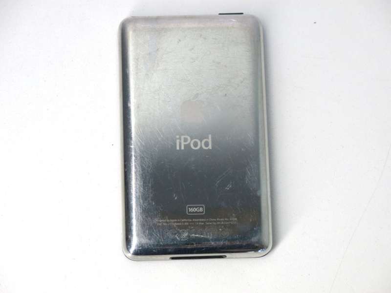 Apple IPod Classic 160GB [ MC297 ] *** 7th Generation **** IPOD 160GB BLACK 2.5" LCD Screen