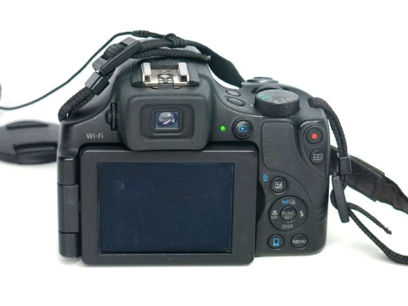 Boxed Canon Powershot SX60 HS 16.1MP Digital Camera 65x Optical Zoom Lens 3-inch LCD Tilt Screen