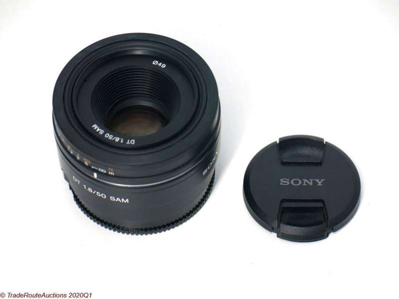 Sony DT 50mm F1.8 SAM Lens for SONY DSLR Cameras - A mount
