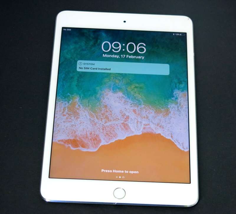 IPAD MINI 4 | 16GB | WIFI + CELLULAR  SILVER | RETINA | A1538 | MK702HC/A