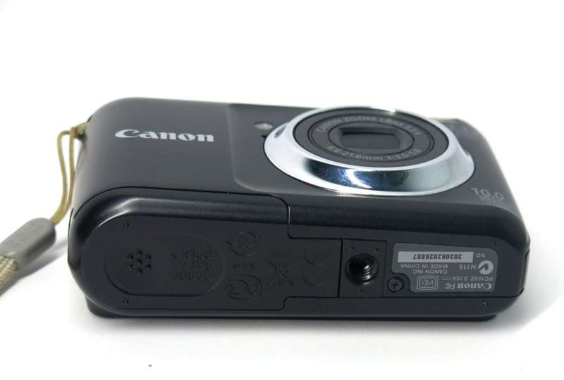 Canon Powershot A800 10 MP Digital Camera with 3.3x Optical Zoom (Black)