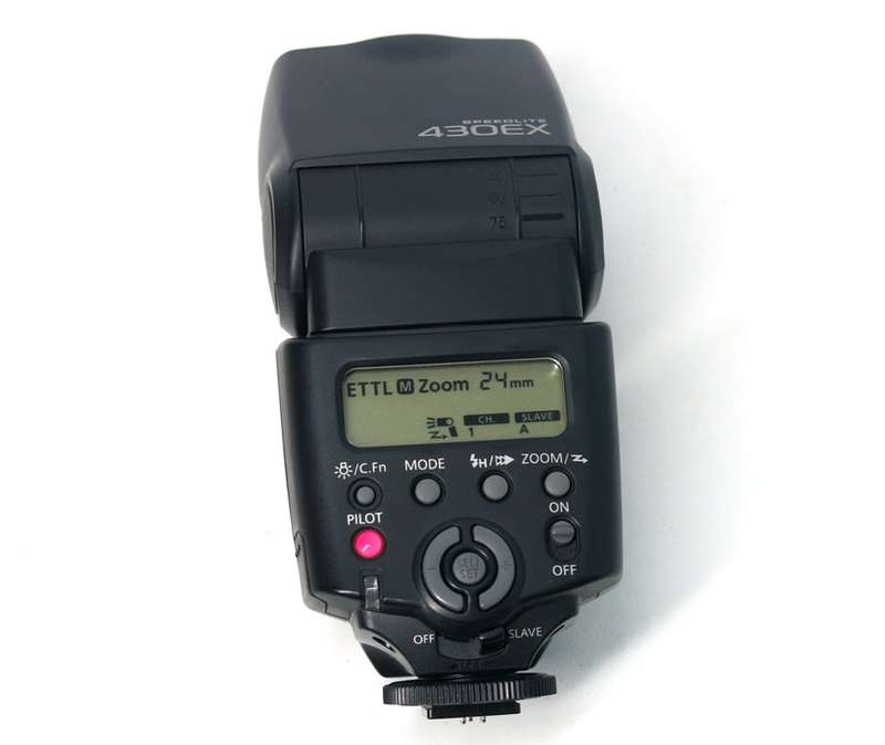 Canon Speedlite 430EX Flash for Canon EOS DIGITAL SLR Cameras *** BARGAIN ** Fits all CANON DSLRs
