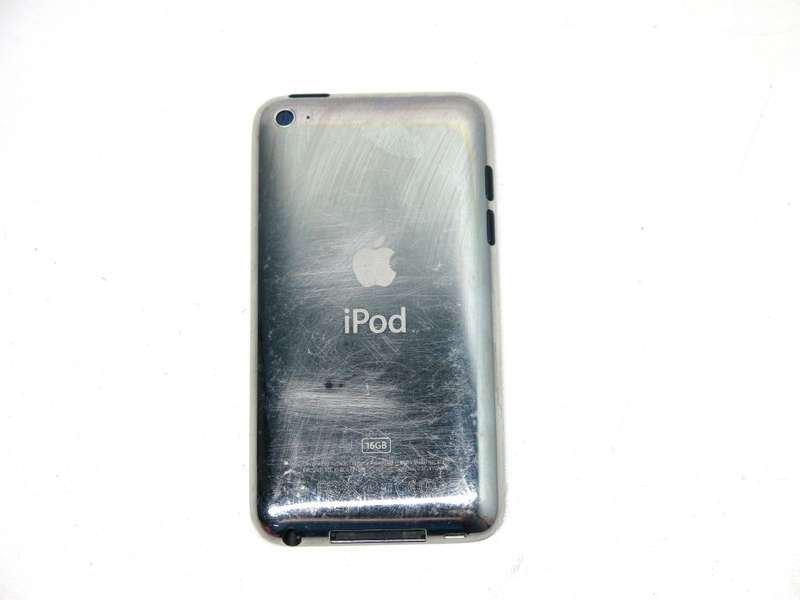 Apple iPod Touch 4th Generation White 16GB Retina Display Technology- ME179BT/A - A1367