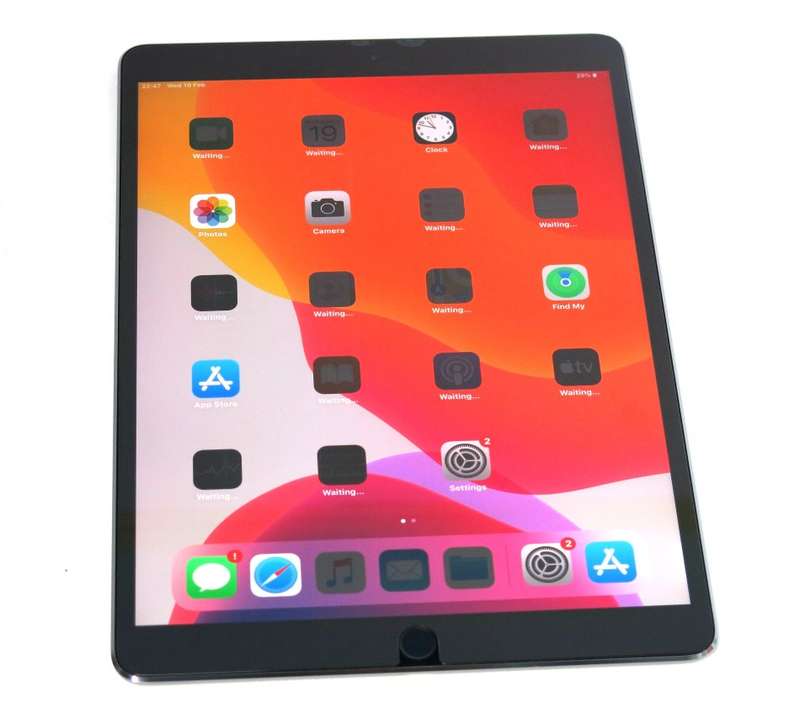 Apple iPad Pro 10.5", Wi-Fi only, 64GB, Space Grey, MQDT2HC/A, A1701