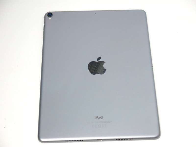 Apple iPad Pro 10.5", Wi-Fi only, 64GB, Space Grey, MQDT2HC/A, A1701