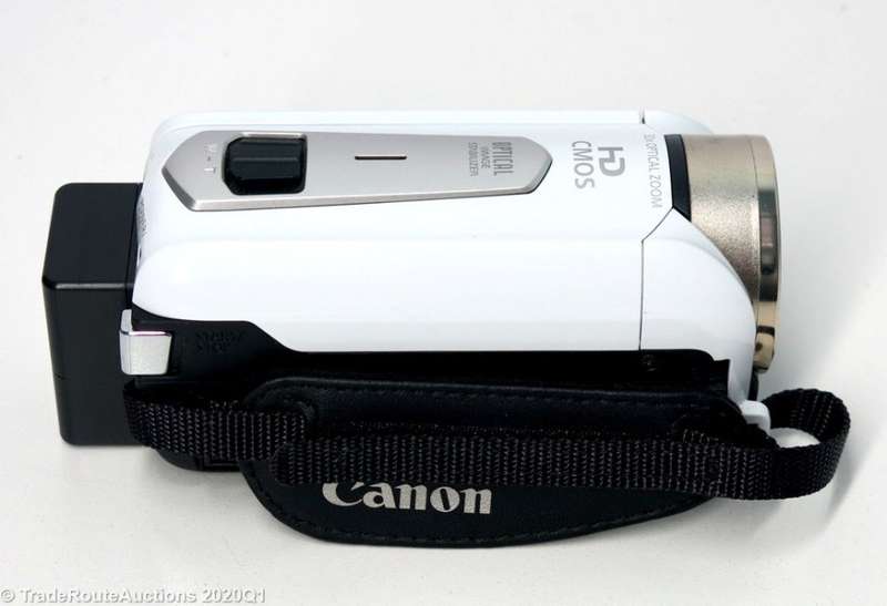 Canon Legria HF R506 HD Camcorder Handycam (3.2MP, 32x Optical Zoom, 57x Advanced Zoom, OIS) 3" LCD