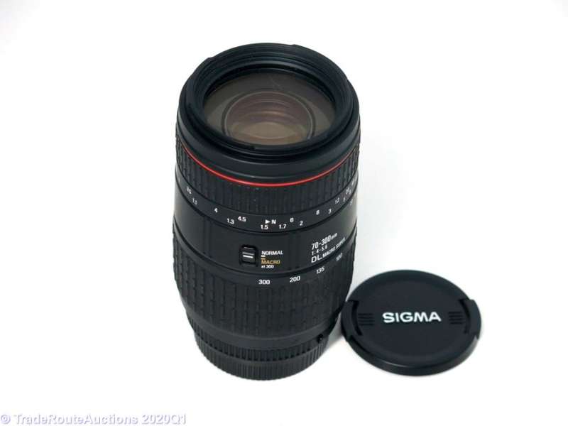 SIGMA DG 70-300mm Telephoto Zoom Lens for PENTAX DIGITAL SLR CAMERAS