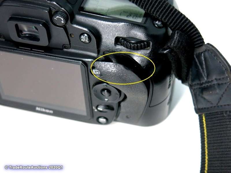 NIKON D90 PROFESSIONAL DSLR CAMERA BODY   ** NIKON **