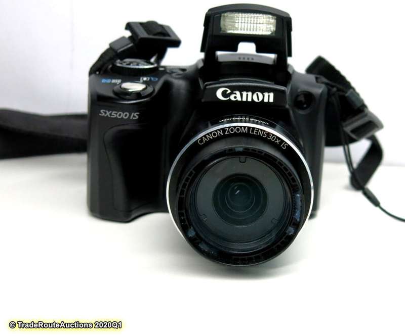 Canon PowerShot SX500 IS 16.0 MP with 30x Wide-Angle Optical IS Zoom and 3.0-Inch LCD
