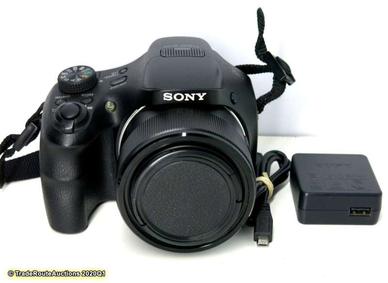 Sony Cyber-Shot DSC-HX300 20.4 MP Digital Camera 50X Optical Zoom