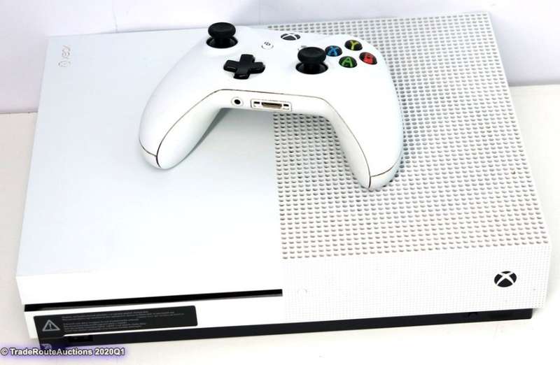 Microsoft Xbox One S 500GB Console (WHITE) Model 1681 + 1 Controller (WHITE)