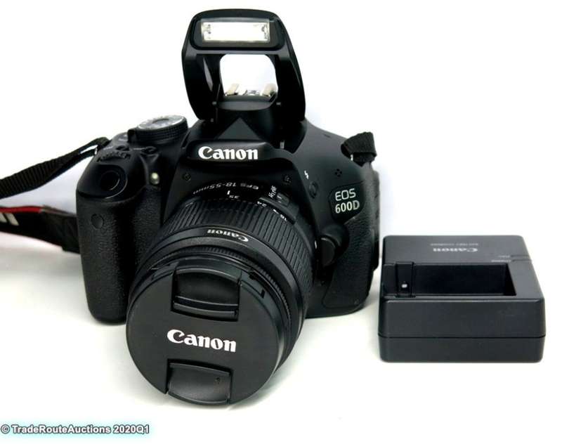 Canon EOS 600D DSLR CAMERA with Canon 18-55 Lens Camera Kit