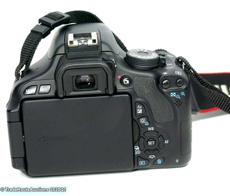 Canon EOS 600D DSLR CAMERA with Canon 18-55 Lens Camera Kit