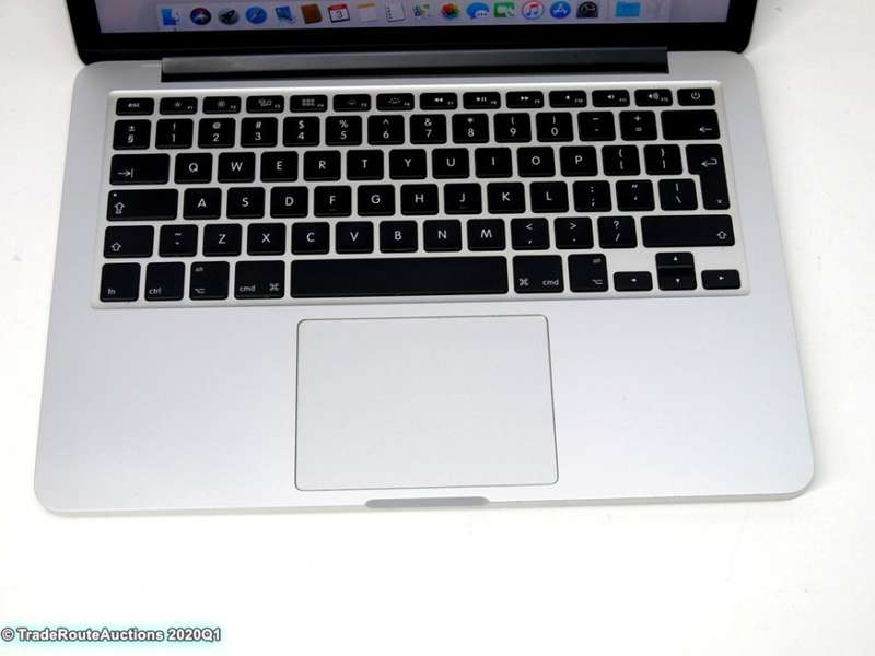MacBook Pro 13.3-inch ** RETINA ** | Core i5 2.9GHz | 8GB RAM | 500GB SSD | EARLY 2015 | A1502