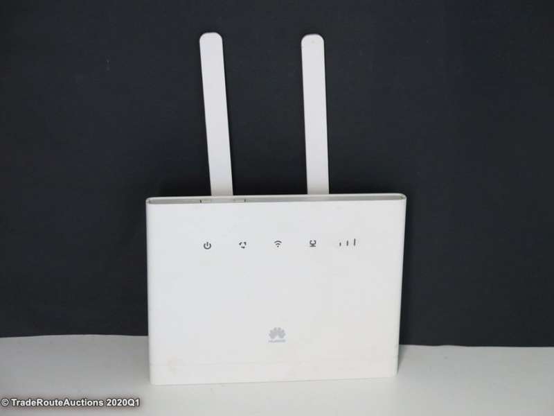 HUAWEI B315S-936 4G LTE Wifi Modem Router (uses SIM card)