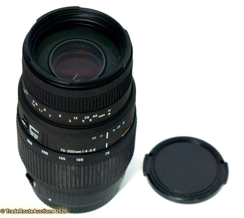 SIGMA DG 70-300mm Telephoto Zoom Lens for Canon DSLR Cameras