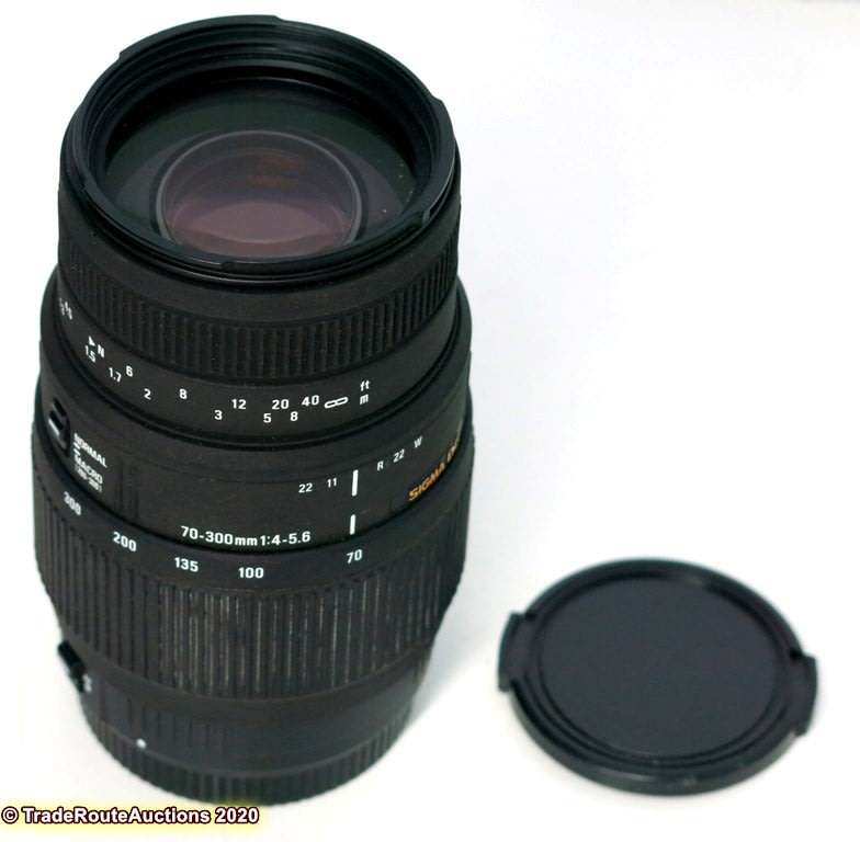 SIGMA DG 70-300mm Telephoto Zoom Lens for Canon DSLR Cameras