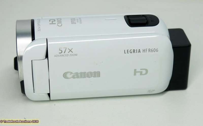 Canon LEGRIA HF R606 Camcorder - High Definition - 3.28Mp 32x optical zoom