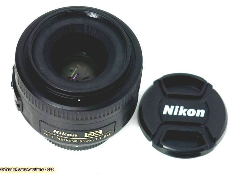 Nikon DX 35mm f/1.8G LENS