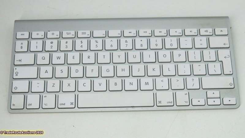 APPLE WIRELESS KEYBOARD A1314 - CAN BE USED WITH IMAC & MAC MINI