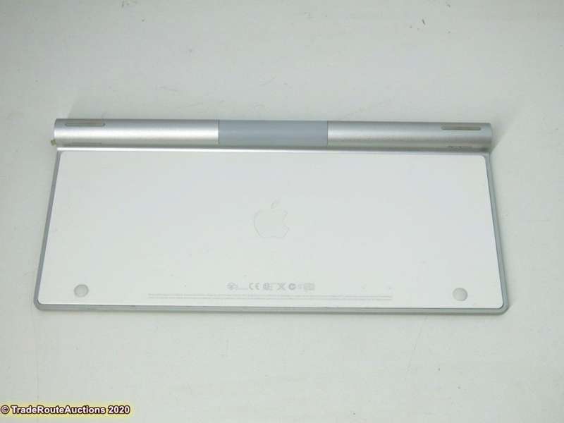 APPLE WIRELESS KEYBOARD A1314 - CAN BE USED WITH IMAC & MAC MINI