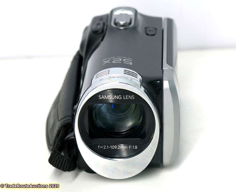 Samsung HMX-F90 52x Optical Zoom HD Recording HDMI Camcorder Handycam