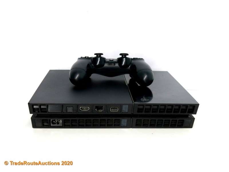 Sony PS4  PlayStation 4 console 500GB EDITION CUH-1004A - Jet Black  *** SONY PS4 ***