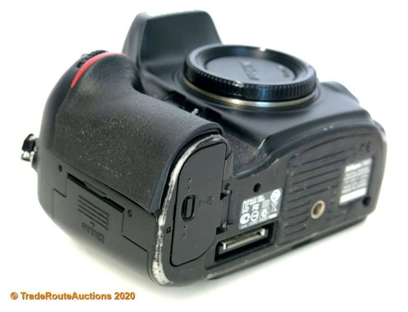 NIKON D800 | 36.3 MEGAPIXELS | DIGITAL SLR CAMERA BODY | FX FORMAT | 4 FPS | FULL HD - BODY ONLY