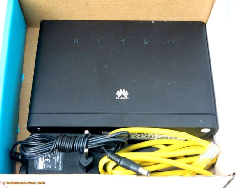 HUAWEI B315S 4G LTE Wifi Modem Wireless Router (uses SIM card)