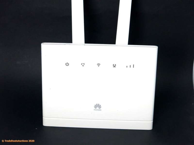 HUAWEI B315S 4G LTE Wifi Modem Wireless Router (uses SIM card)