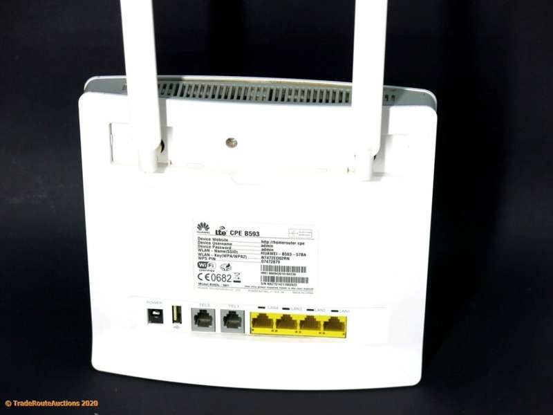 Huawei B593 4G LTE WiFi Modem Wireless Router (uses SIM card)