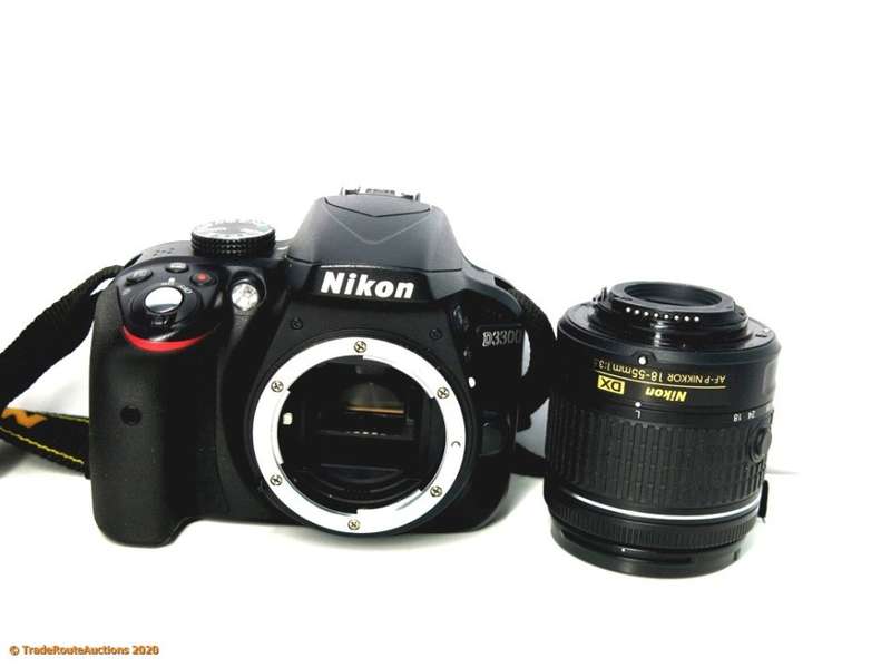 Nikon D3300 24.2 MP DSLR + 18-55 DX LENS KIT @@ R1 NO RESERVES @@