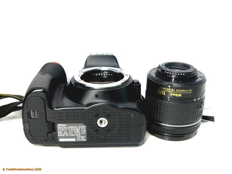 Nikon D3300 24.2 MP DSLR + 18-55 DX LENS KIT @@ R1 NO RESERVES @@