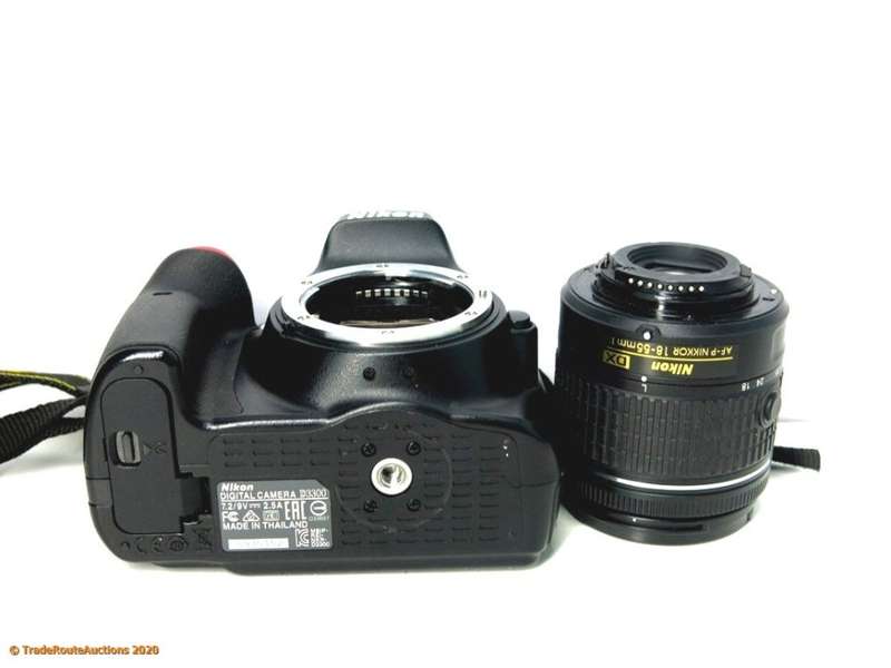 Nikon D3300 24.2 MP DSLR + 18-55 DX LENS KIT @@ R1 NO RESERVES @@