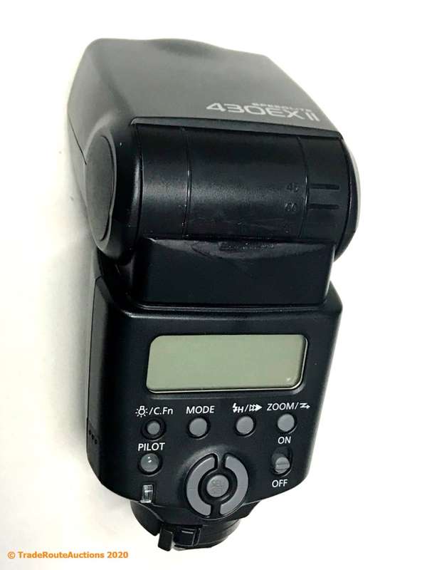 Canon Speedlite 430EX II Flash for Canon EOS DIGITAL SLR Cameras *** BARGAIN ** Fits all CANON DSLRs