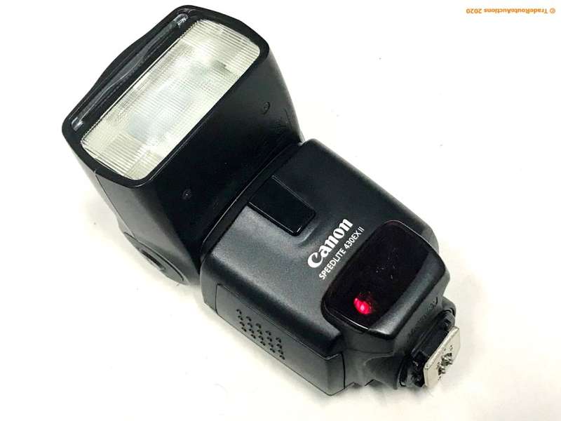 Canon Speedlite 430EX II Flash for Canon EOS DIGITAL SLR Cameras *** BARGAIN ** Fits all CANON DSLRs