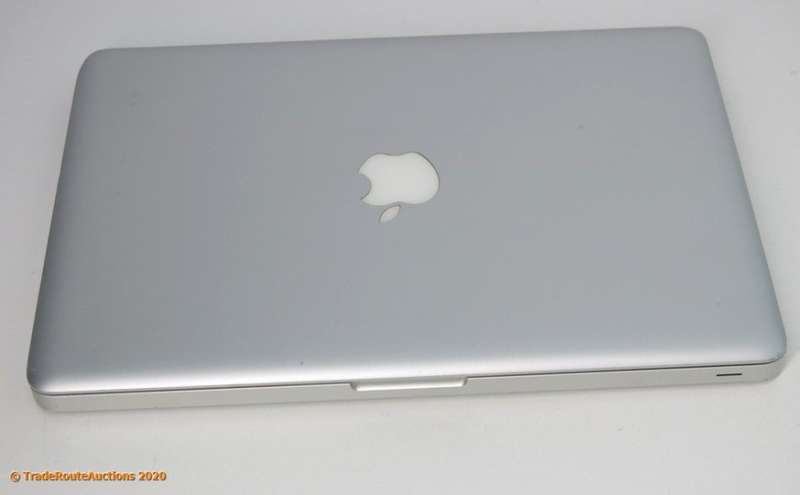 MacBook Pro 13.3-inch | Core i5 2.4GHz | 4GB DDR3 RAM | 128GB SSD | INTEL HD GRAPHICS