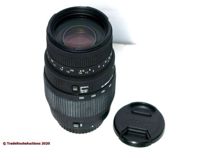 SIGMA DG 70-300mm Telephoto Zoom Lens for Canon DSLR Cameras