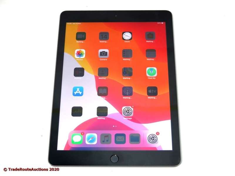 Apple iPad 6th Gen 2018 | MR7F2HC/A | WiFi  only | 32GB | Space Grey | A1893 | RETINA IPad6