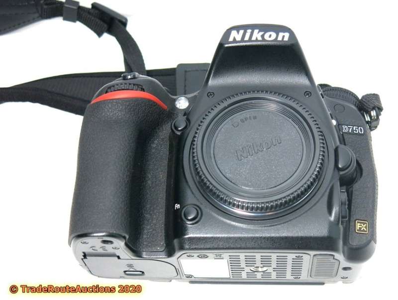 NIKON D750 BODY | 24.3MP MEGAPIXELS ** PLEASE READ DESCRIPTION **