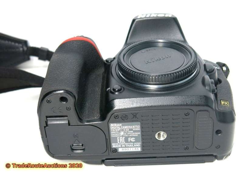 NIKON D750 BODY | 24.3MP MEGAPIXELS ** PLEASE READ DESCRIPTION **